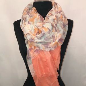 NWOT Simply Vera - Vera Wang scarf